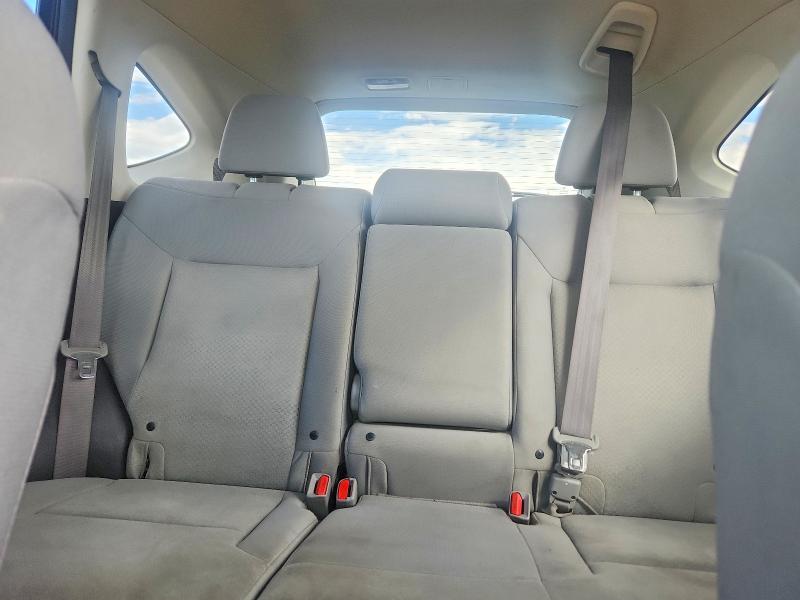 Photo 10 from auction – 2015 HONDA CR-V with VIN 2HKRM4H58FH685508