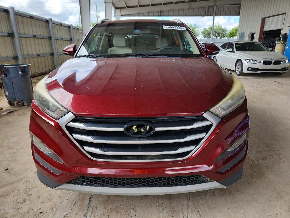 Photo 5 from auction – 2017 HYUNDAI TUCSON with VIN KM8J3CA27HU422005