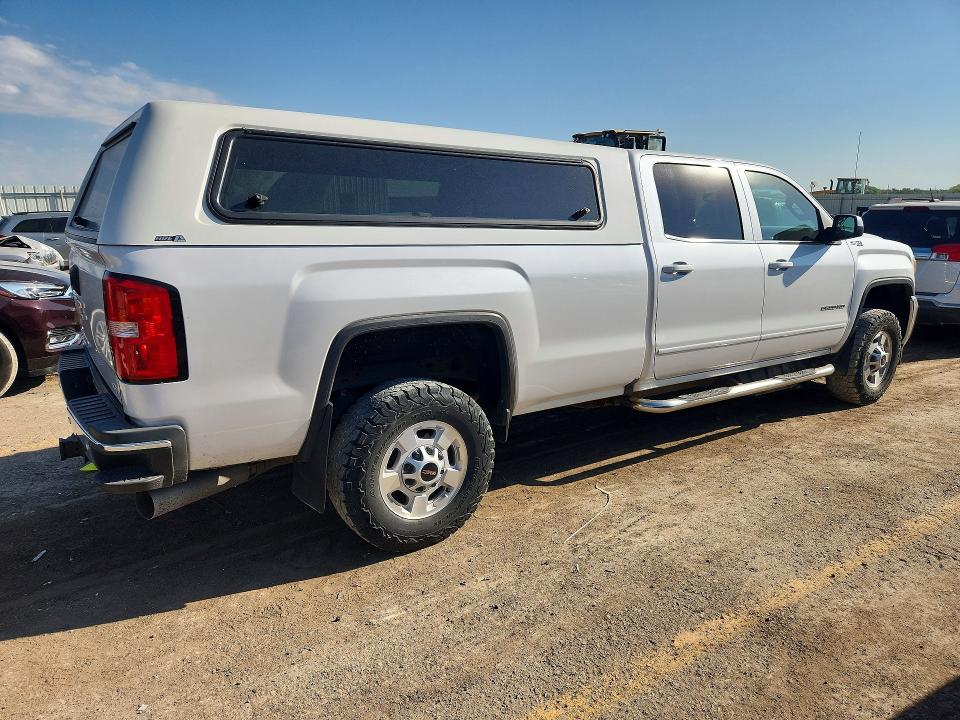 Photo 3 from auction – 2019 GMC SIERRA with VIN 1GT12PEY3KF120123