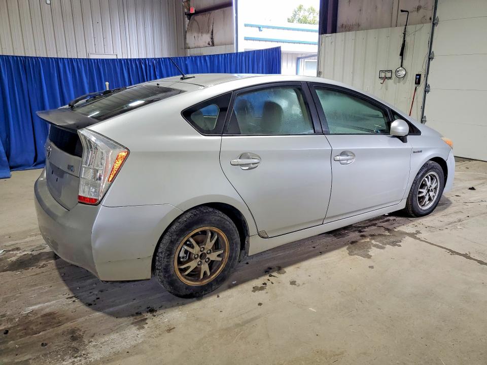 Photo 3 from auction – 2010 TOYOTA PRIUS with VIN JTDKN3DU7A5161829