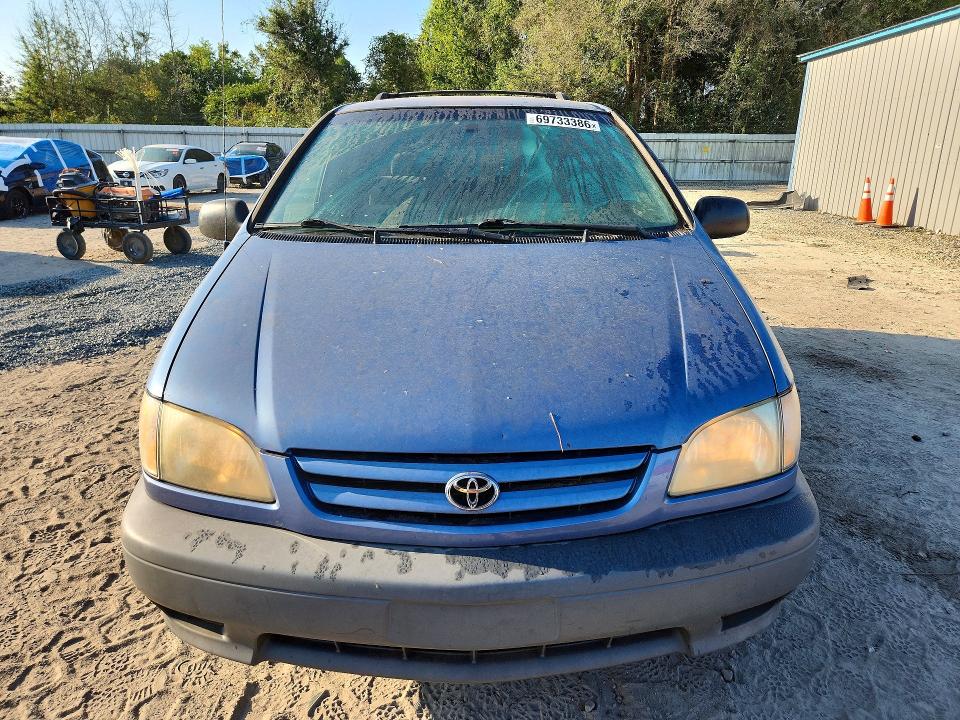 Photo 5 from auction – 2003 TOYOTA SIENNA with VIN 4T3ZF19C23U542628