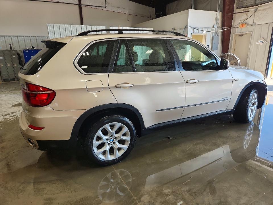 Photo 3 from auction – 2013 BMW X5 with VIN 5UXZV4C53D0B07218