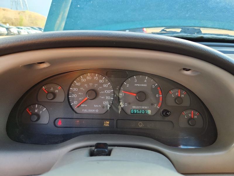 Photo 9 from auction – 2000 FORD MUSTANG with VIN 1FAFP4044YF300932