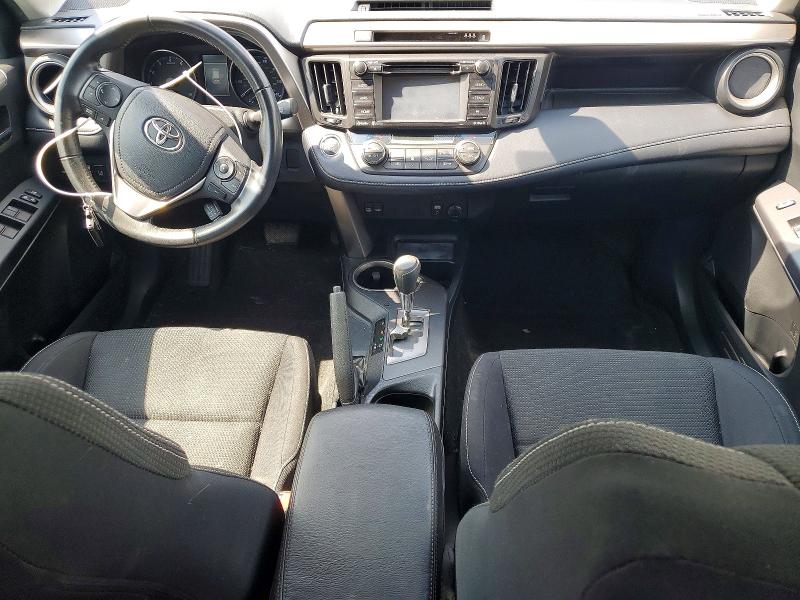 Снимка 8 от търг – 2018 TOYOTA RAV4 с VIN JTMRFREV7JJ219421