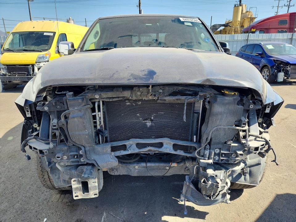 Zdjęcie 5 z aukcji – 2018 RAM 1500 z VIN 1C6RR6NT7JS143866