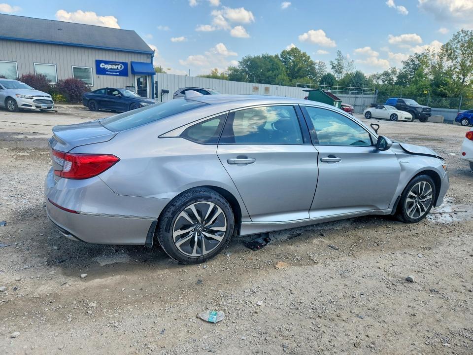 Снимка 3 от търг – 2020 HONDA ACCORD с VIN 1HGCV3F48LA005537
