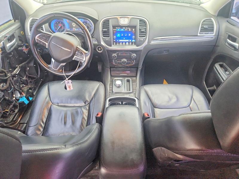 Фото 8 с аукциона – 2015 CHRYSLER 300 с VIN 2C3CCAAGXFH813960