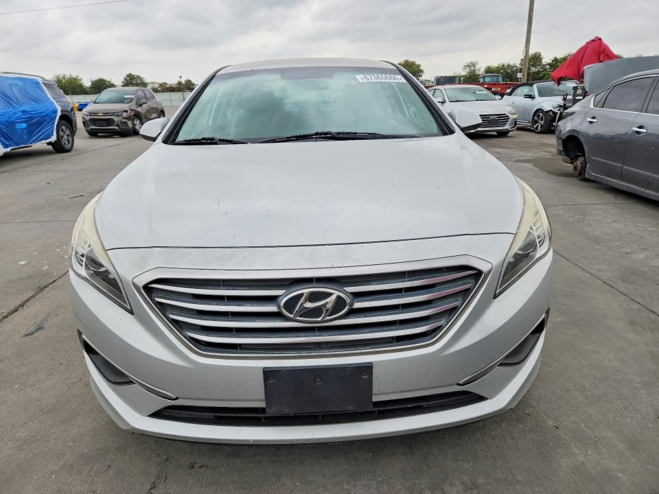 Photo 5 from auction – 2017 HYUNDAI SONATA with VIN 5NPE24AF9HH503602