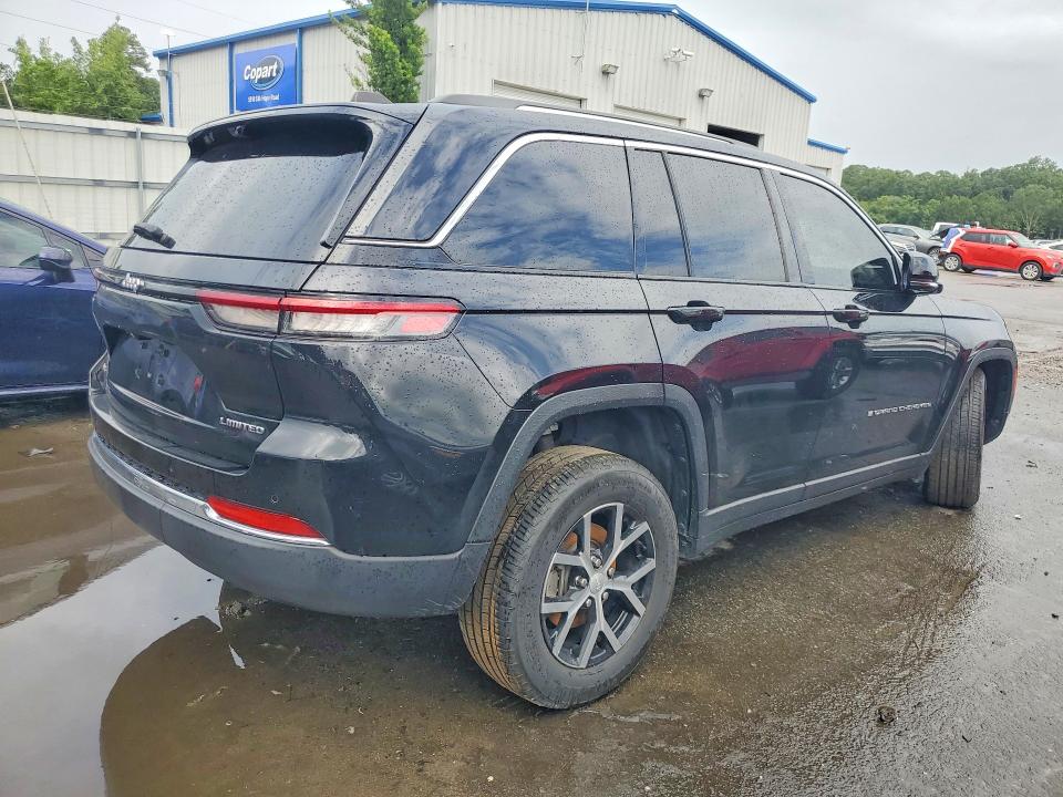 Снимка 3 от търг – 2023 JEEP GRAND CHEROKEE с VIN 1C4RJHBG8PC555056