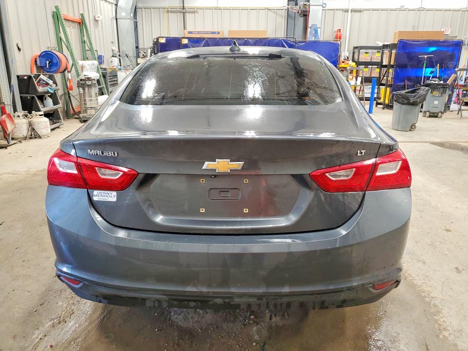 Photo 6 from auction – 2016 CHEVROLET MALIBU with VIN 1G1ZE5ST5GF185370