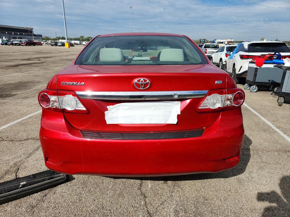 Снимка 6 от търг – 2011 TOYOTA COROLLA с VIN JTDBU4EE5BJ106871