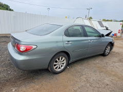 Foto 3 de la subasta – 2002 LEXUS ES con VIN JTHBF30G720022018