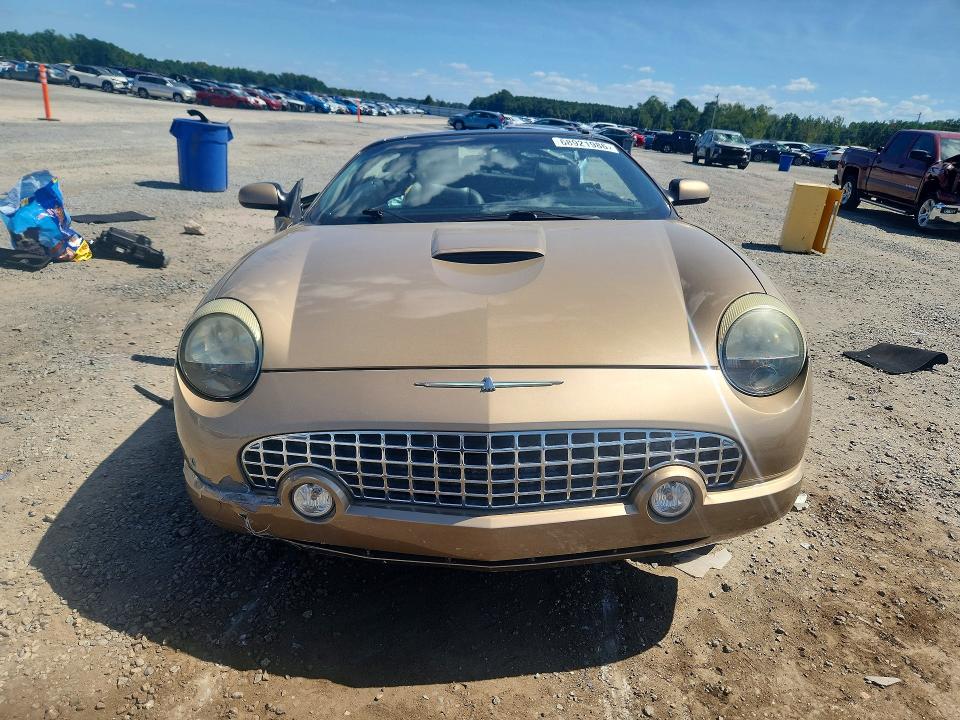 Zdjęcie 5 z aukcji – 2005 FORD THUNDERBIRD z VIN 1FAHP60A15Y106787