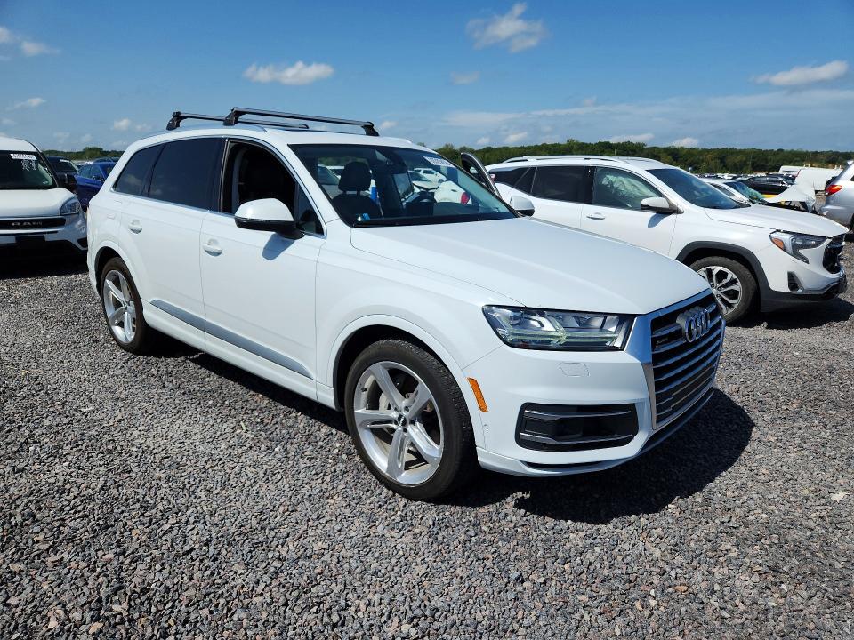 Снимка 4 от търг – 2019 AUDI Q7 с VIN WA1VAAF79KD015938