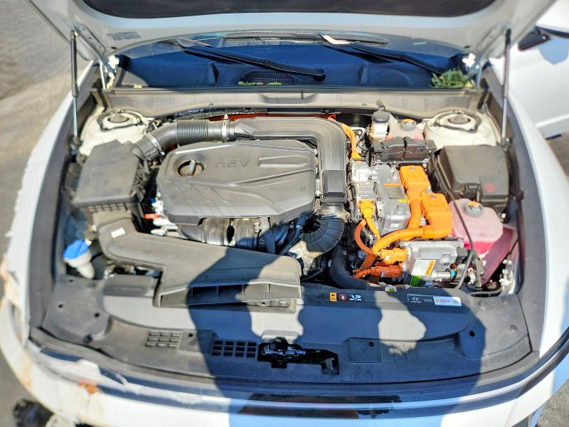 Снимка 11 от търг – 2024 HYUNDAI SONATA HYBRID с VIN KMHL54JJ4RA088020