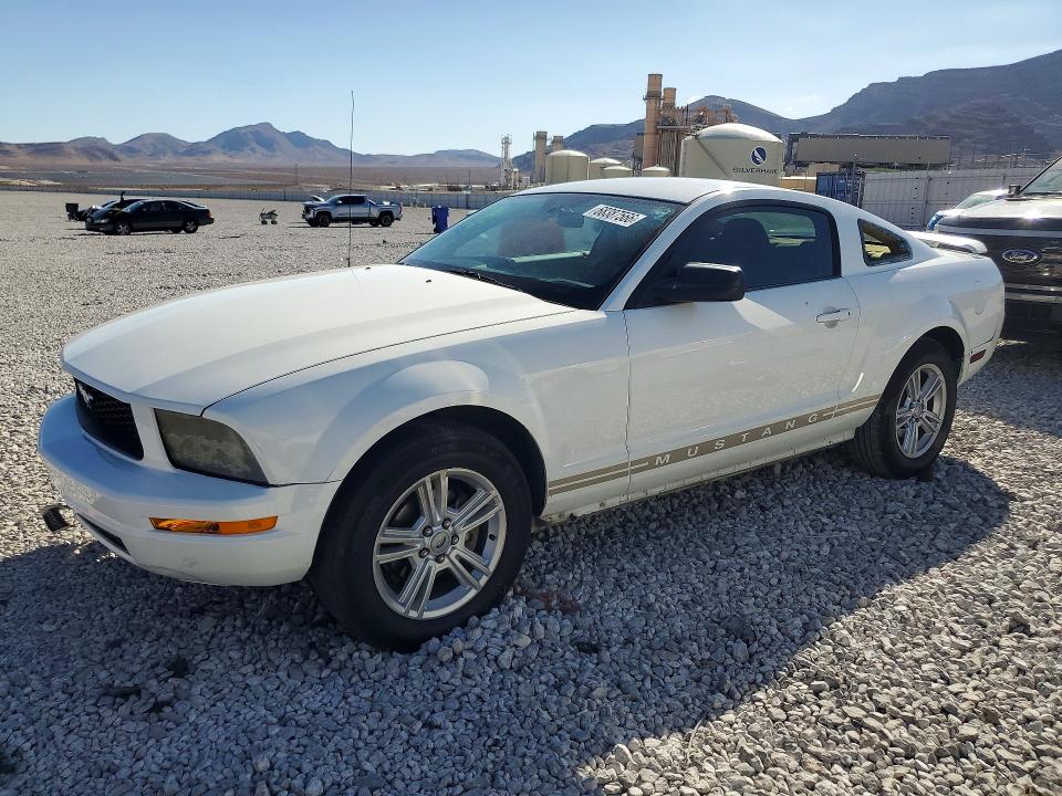 2005 FORD MUSTANG - Търг №68387566