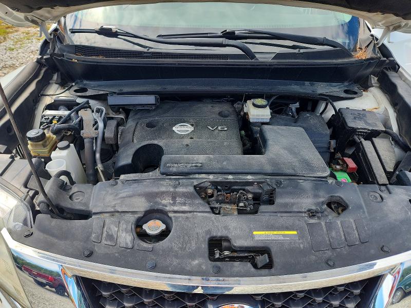Photo 11 from auction – 2013 NISSAN PATHFINDER with VIN 5N1AR2MM3DC688272