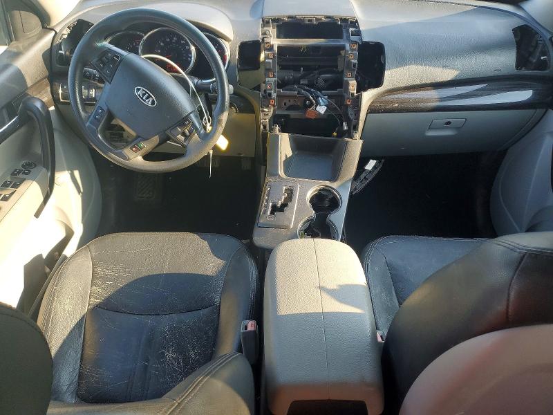 Zdjęcie 8 z aukcji – 2012 KIA SORENTO z VIN 5XYKT3A17CG228908