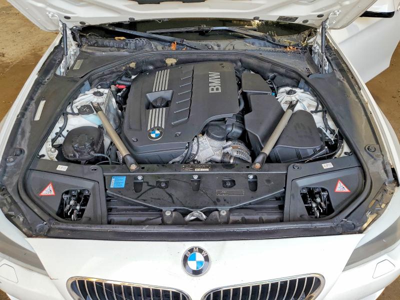 Foto 11 de la subasta – 2011 BMW 528 con VIN WBAFR1C59BC260425