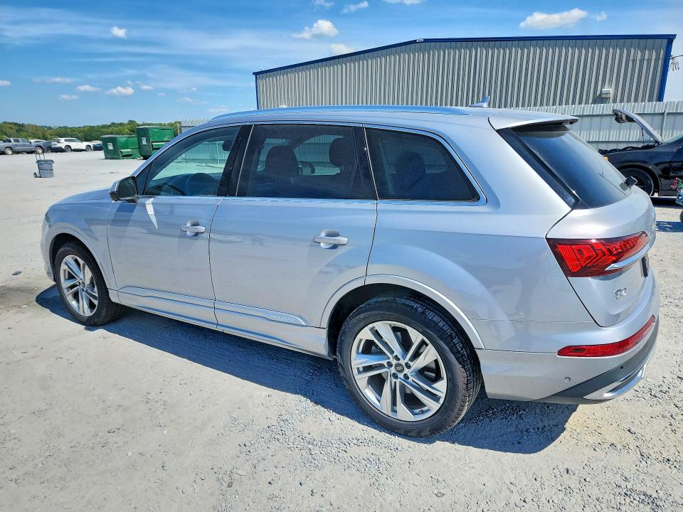 Photo 2 from auction – 2022 AUDI Q7 with VIN WA1LXBF76ND002094
