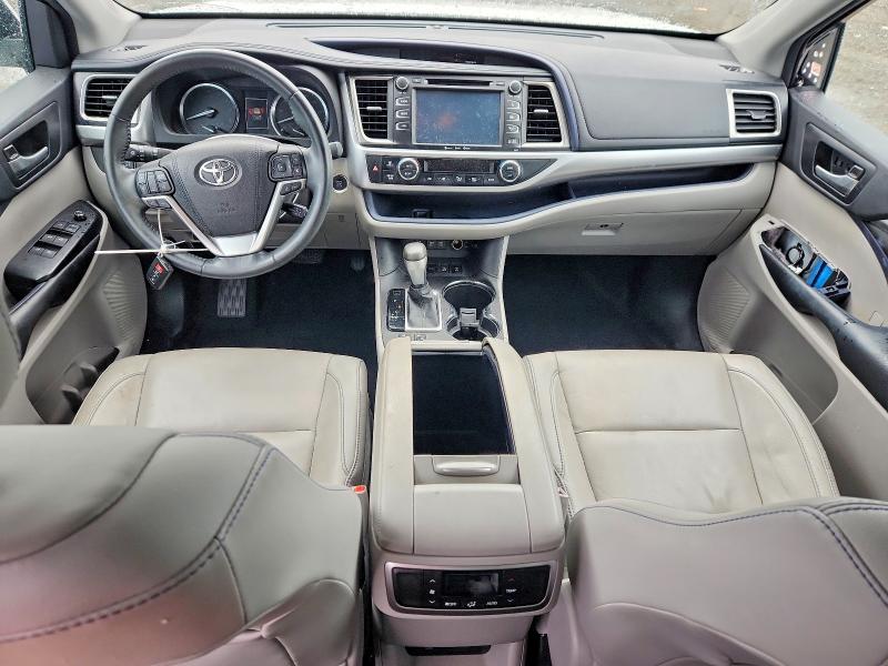 صورة رقم 8 من المزاد - 2017 TOYOTA HIGHLANDER مع VIN 5TDJZRFH9HS369752