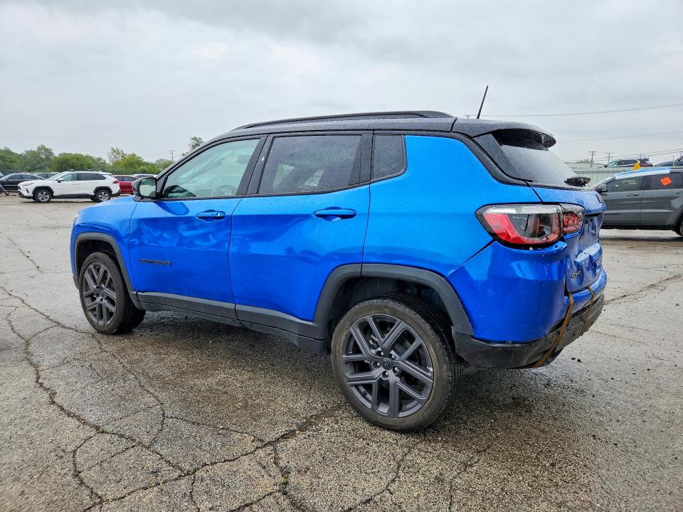Снимка 2 от търг – 2026 JEEP COMPASS с VIN 3C4NJDCN4TT177725