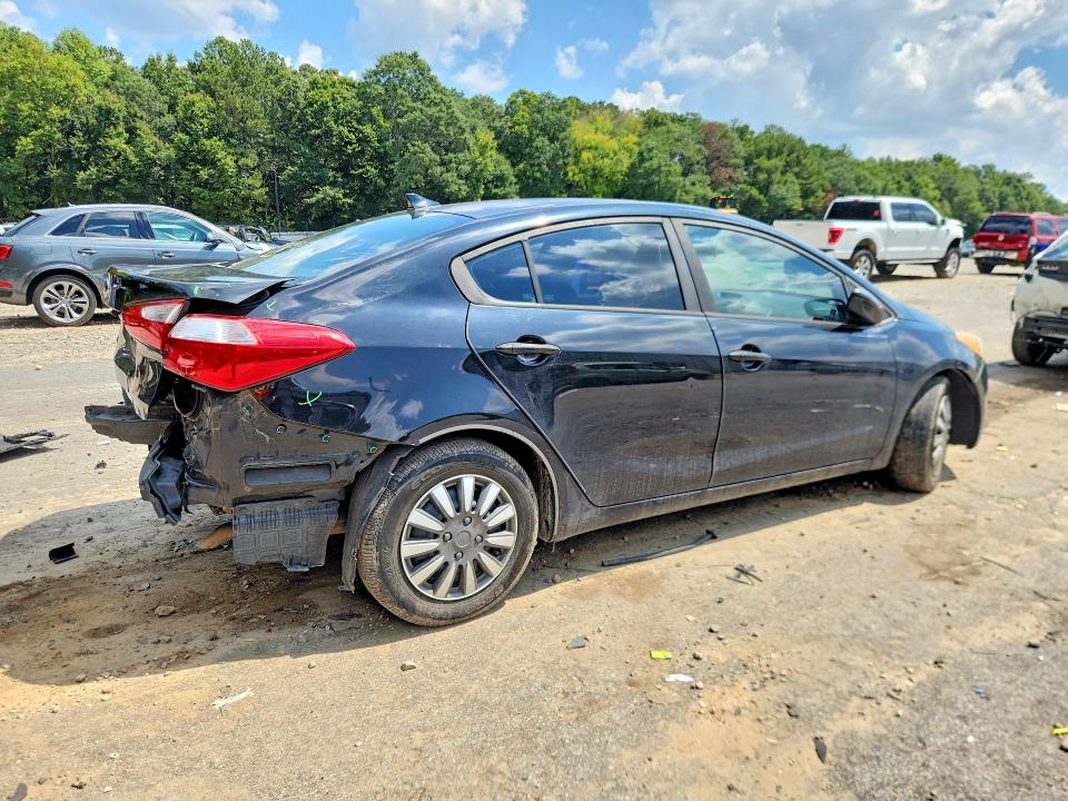 Photo 3 from auction – 2016 KIA FORTE with VIN KNAFK4A65G5610310