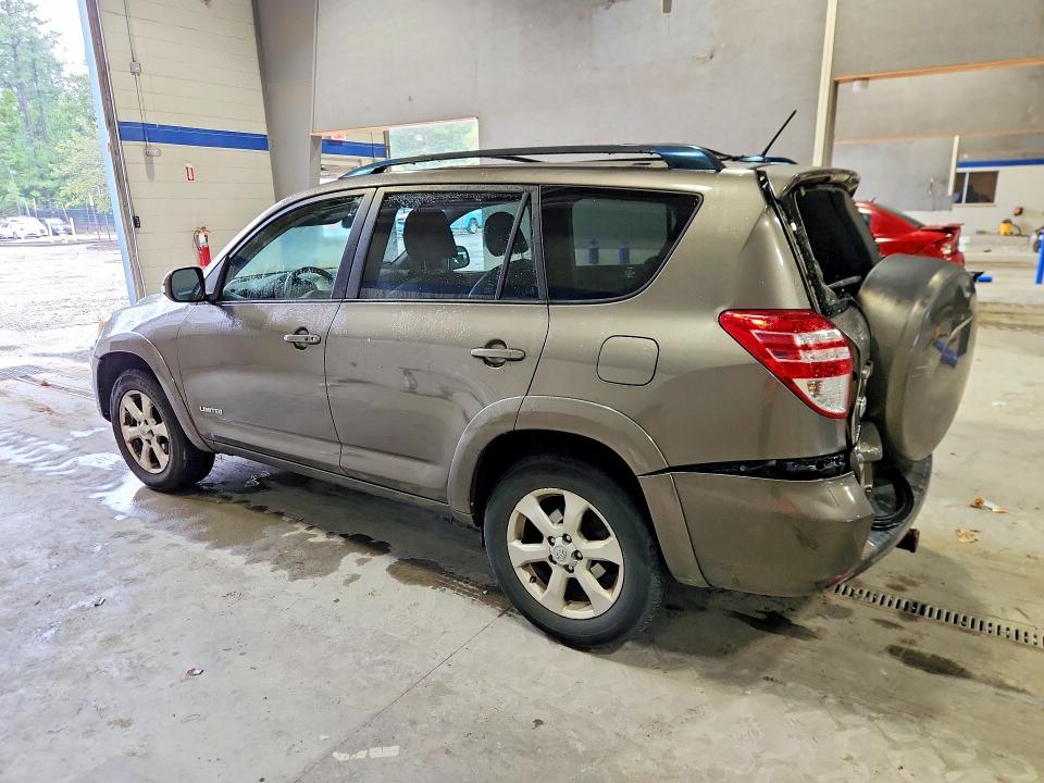 Photo 2 from auction – 2009 TOYOTA RAV4 with VIN JTMBF31V695000250