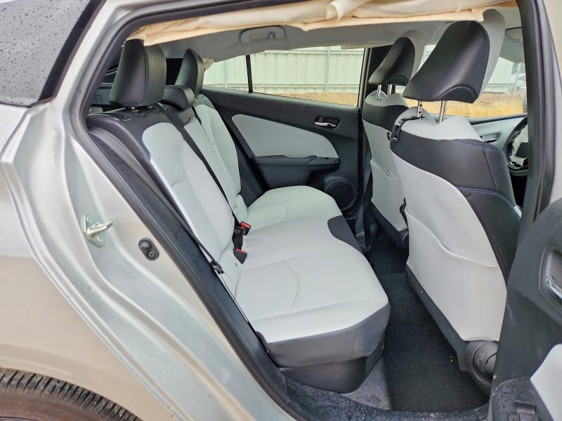Снимка 10 от търг – 2022 TOYOTA PRIUS с VIN JTDKAMFU1N3171482