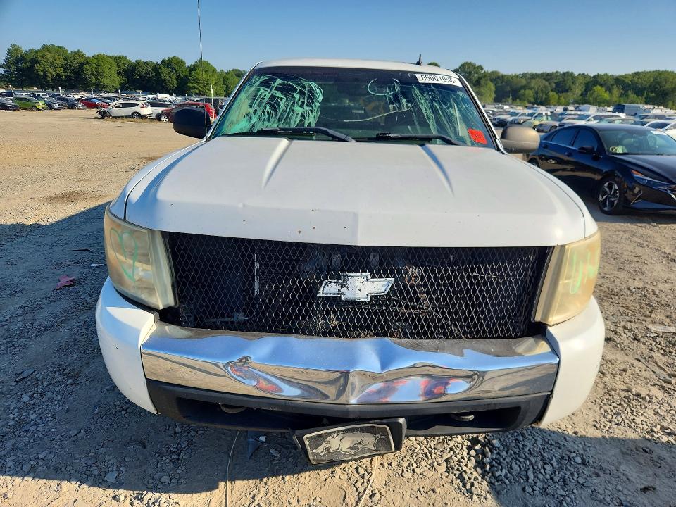Photo 5 from auction – 2008 CHEVROLET SILVERADO with VIN 1GCEC19098E106564