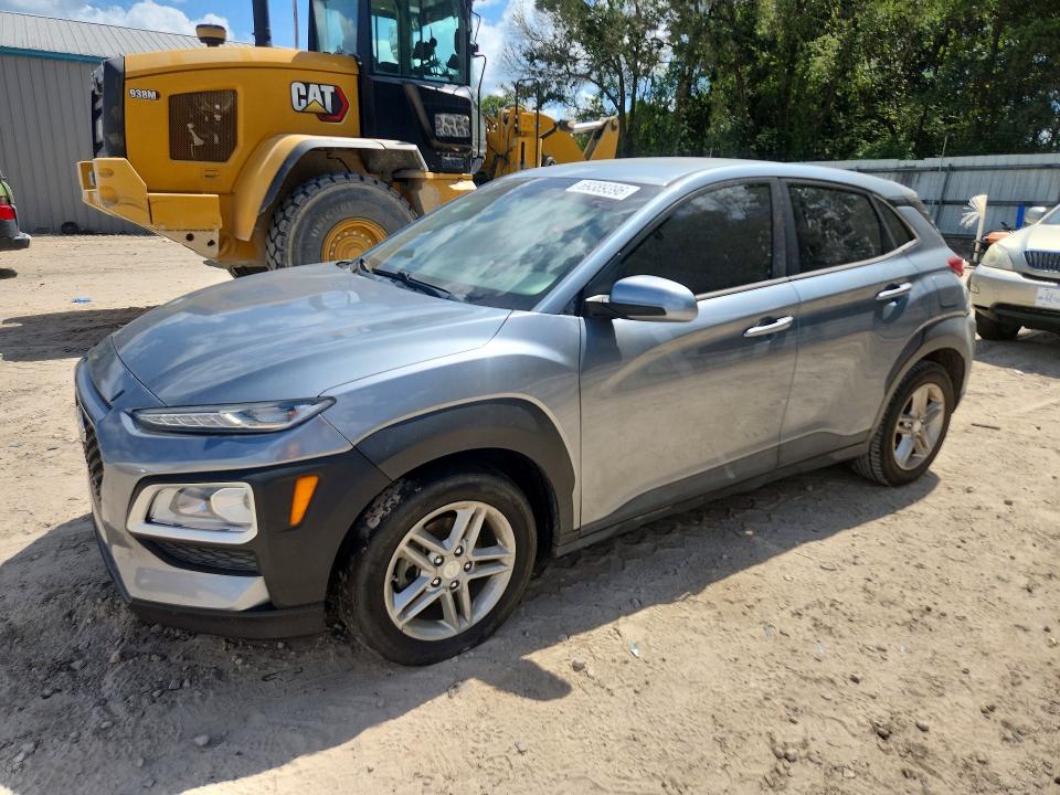 HYUNDAI KONA 2018 with VIN KM8K12AA4JU066940 - Photo from auction