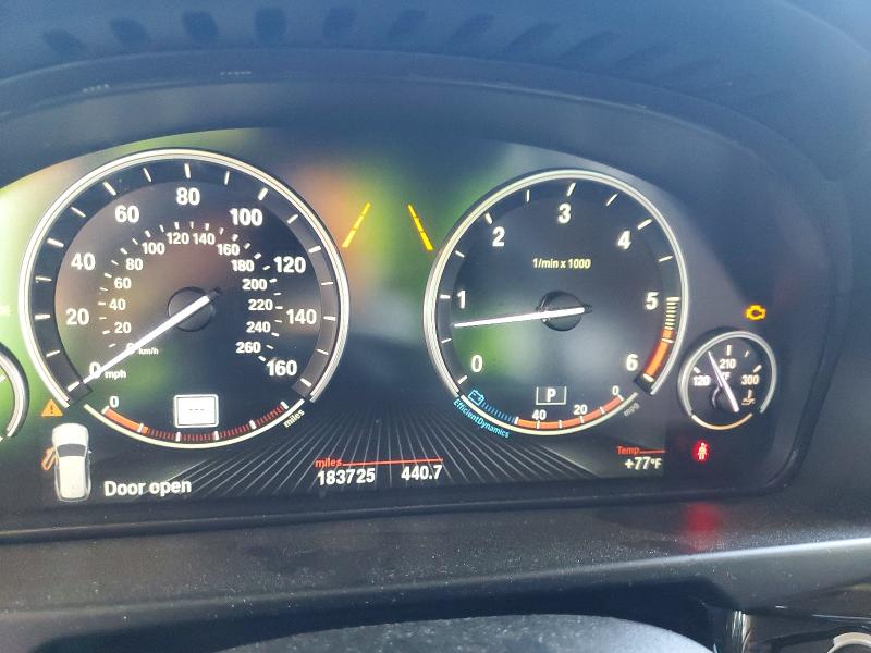 Foto 9 de la subasta – 2014 BMW X5 con VIN 5UXKS4C51E0J96828