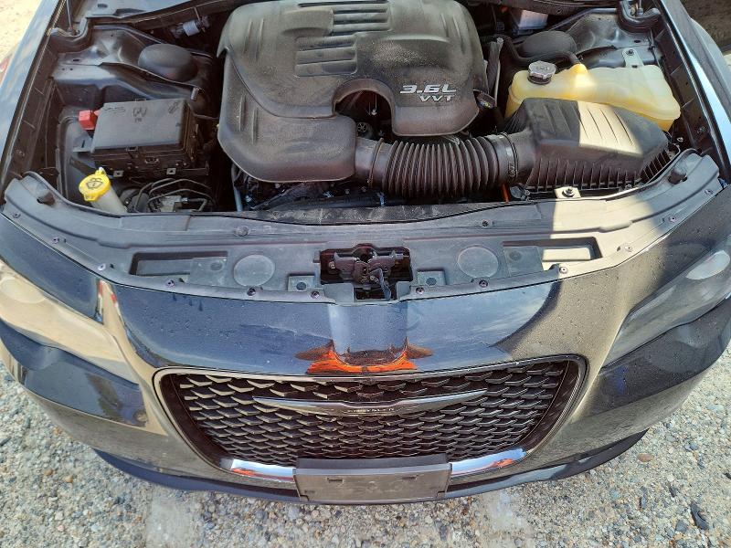 Photo 11 from auction – 2021 CHRYSLER 300 with VIN 2C3CCAAGXMH595967