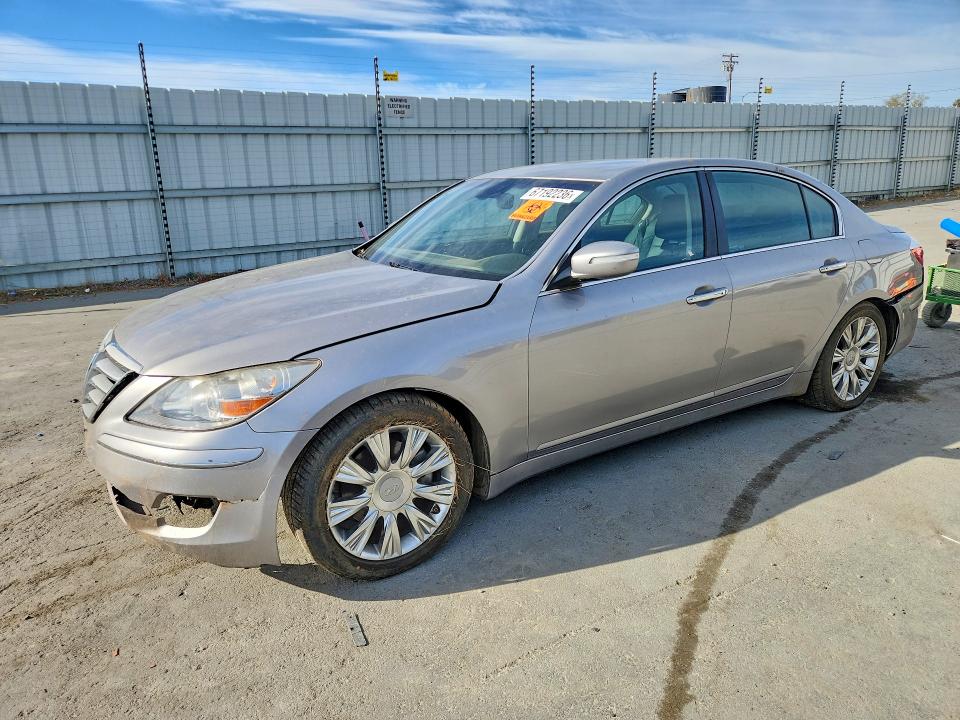 Photo 1 from auction – 2011 HYUNDAI GENESIS with VIN KMHGC4DE4BU136058