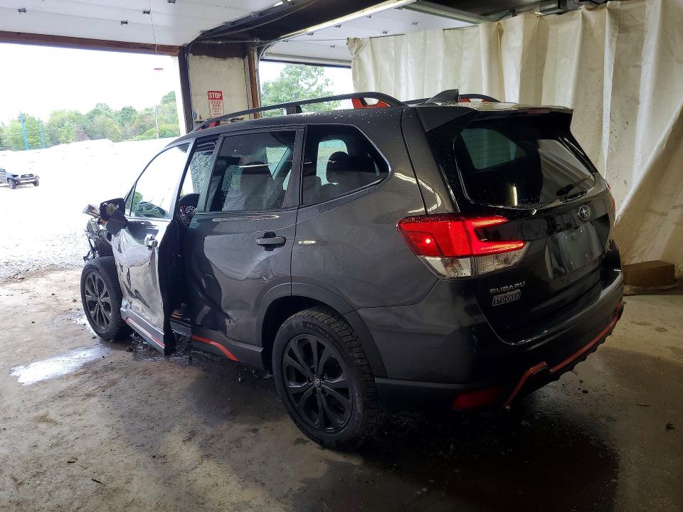 Photo 2 from auction – 2022 SUBARU FORESTER with VIN JF2SKAJC2NH406017