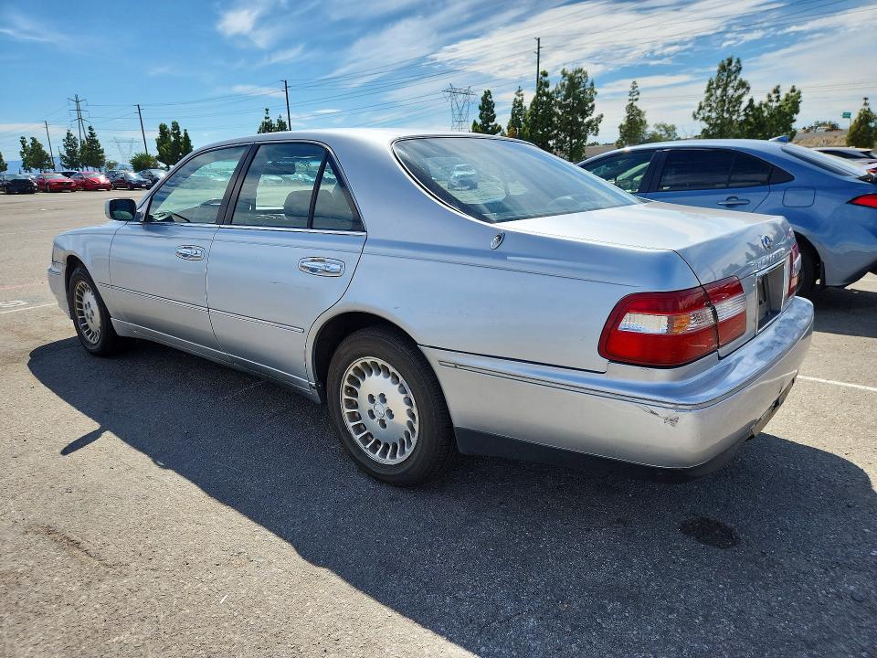 Снимка 2 от търг – 1998 INFINITI Q45 с VIN JNKBY31A8WM500885