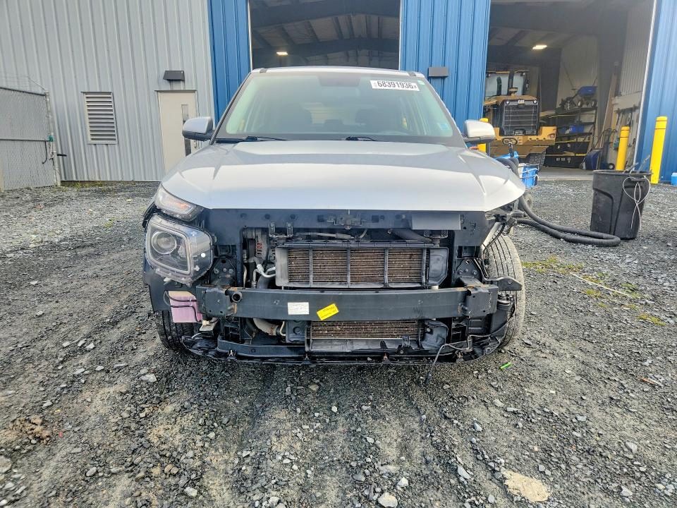 Photo 5 from auction – 2022 HYUNDAI VENUE with VIN KMHRB8A3XNU156132