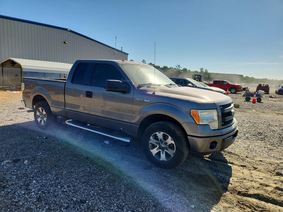 Zdjęcie 4 z aukcji – 2013 FORD F150 z VIN 1FTEX1CM8DFB14756