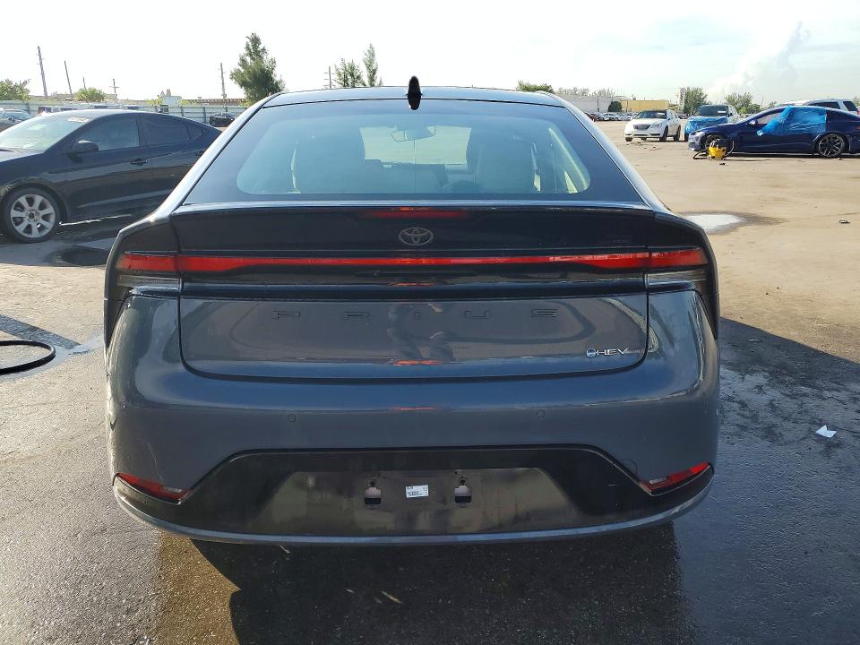 Zdjęcie 6 z aukcji – 2025 TOYOTA PRIUS z VIN JTDACAAU5S3057069