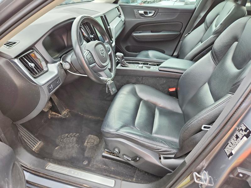 Photo 7 from auction – 2018 VOLVO XC60 with VIN LYV102RK9JB101787