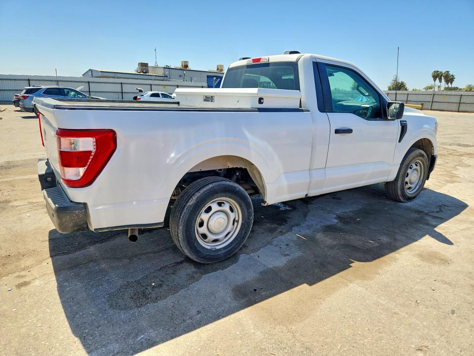 Photo 3 from auction – 2022 FORD F150 with VIN 1FTMF1CB2NKE26352