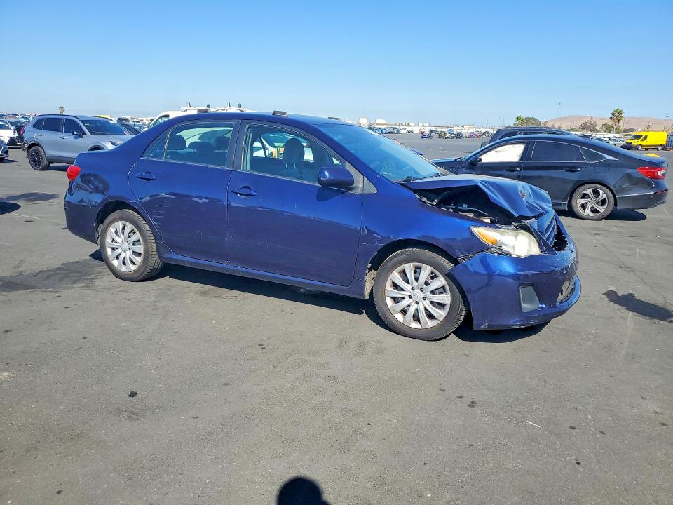 Photo 4 from auction – 2013 TOYOTA COROLLA with VIN 2T1BU4EE1DC991195