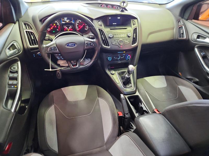 Foto 8 de la subasta – 2016 FORD FOCUS con VIN 1FADP3L90GL310687