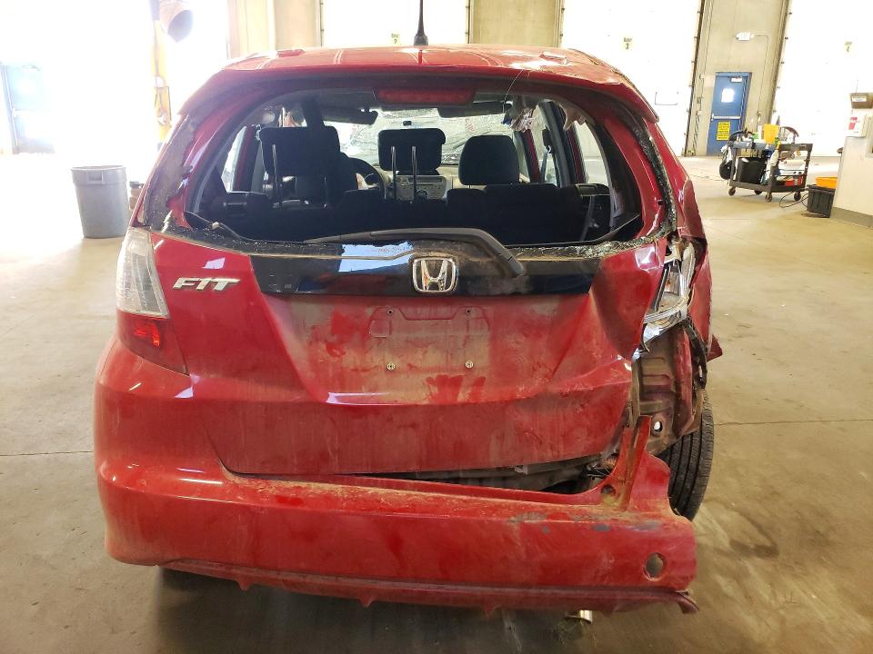 Photo 6 from auction – 2010 HONDA FIT with VIN JHMGE8H47AC040340