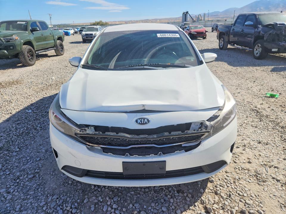 صورة رقم 5 من المزاد - 2017 KIA FORTE5 مع VIN KNAFK5A87H5705587