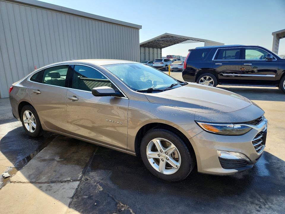 Photo 4 from auction – 2023 CHEVROLET MALIBU with VIN 1G1ZD5ST9PF175881