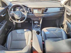 Фото 8 с аукциона – 2017 KIA NIRO с VIN KNDCC3LC8H5051269
