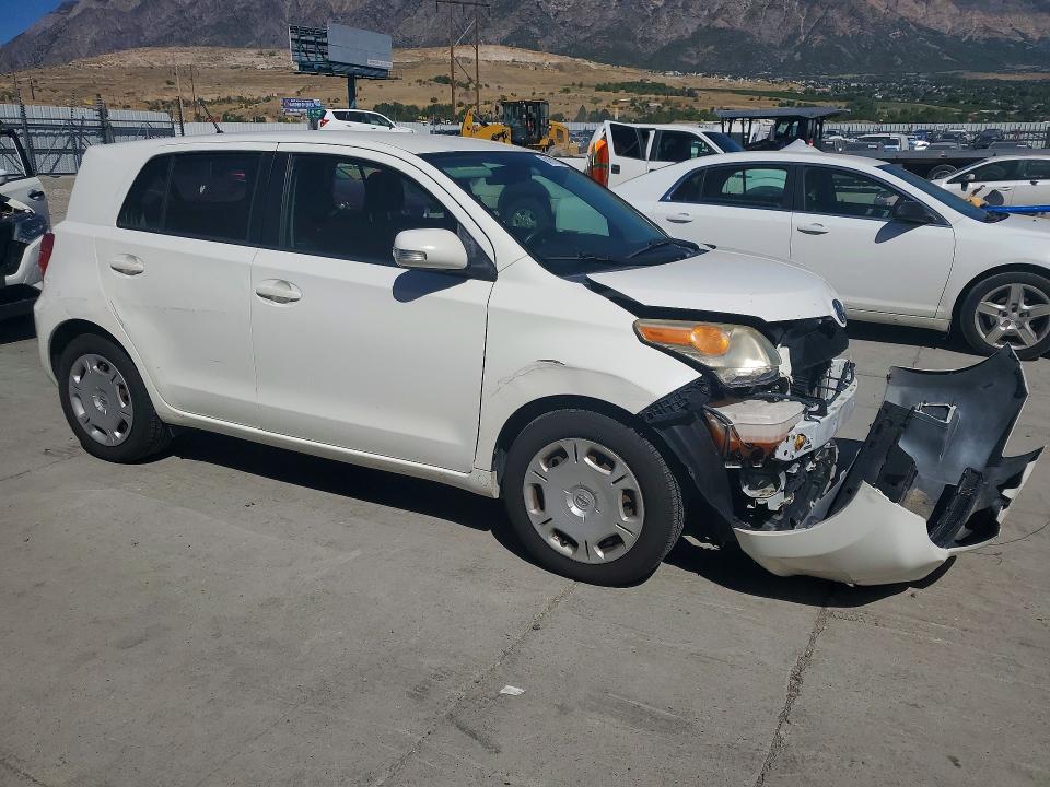 Photo 4 from auction – 2010 SCION XD with VIN JTKKU4B47A1000487