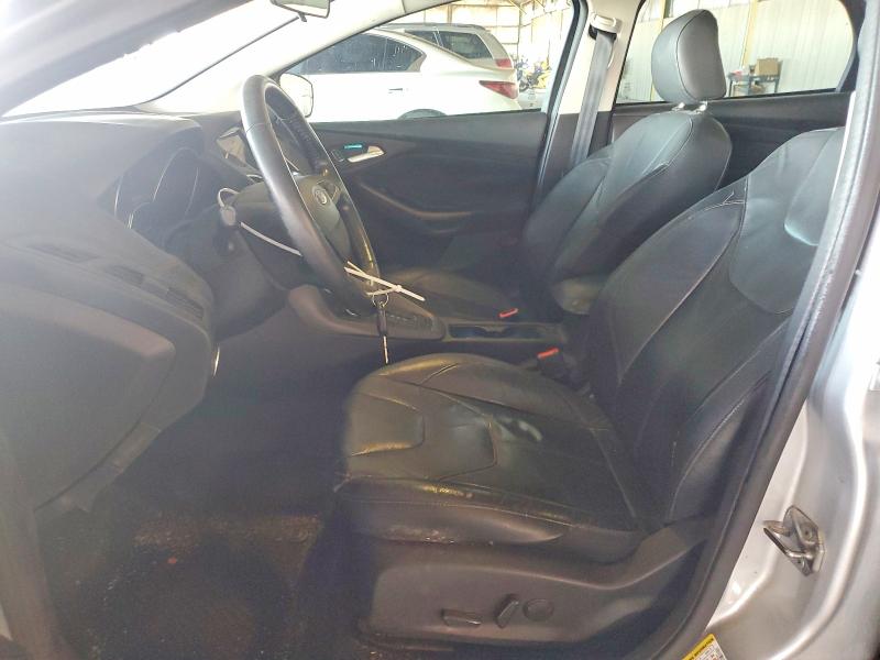Снимка 7 от търг – 2016 FORD FOCUS с VIN 1FADP3F21GL254449