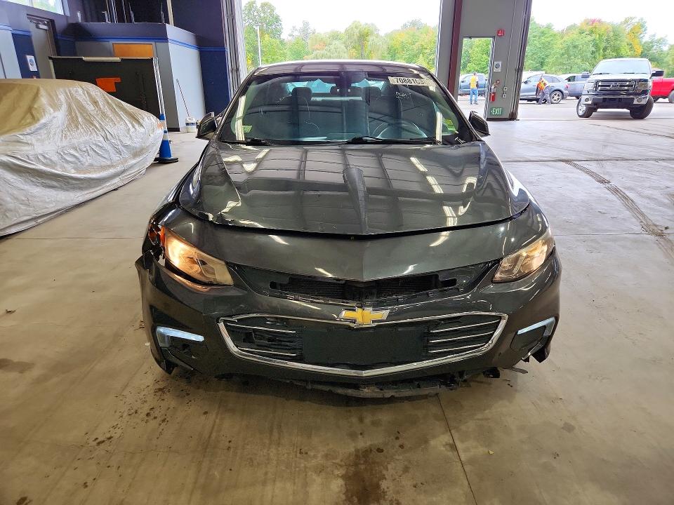 Photo 5 from auction – 2018 CHEVROLET MALIBU with VIN 1G1ZD5ST7JF215849